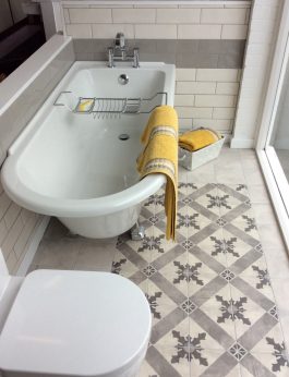 Sirus Patterned Victorian Style Floor Tiles